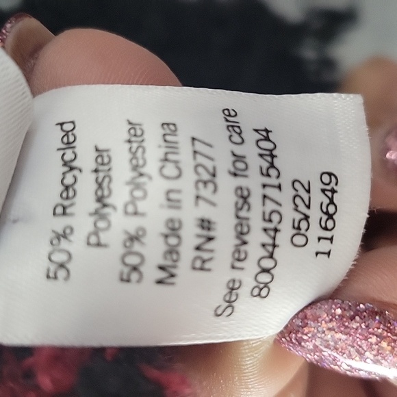 Women's Sonoma Goods For Life Black & Red Buffalo Triangle Scarf - Picture 4 of 6